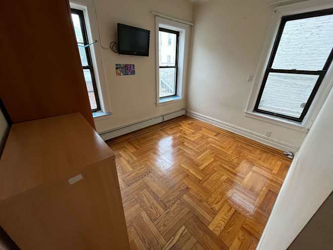 aaron's room
