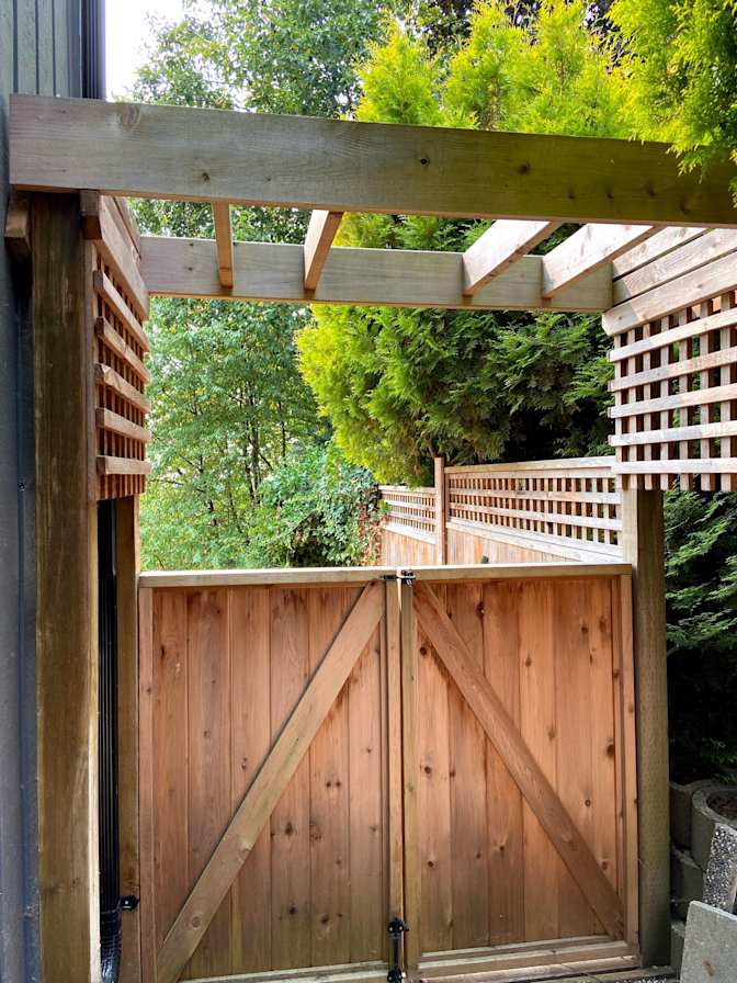 Akhil Cherukara Tom's room