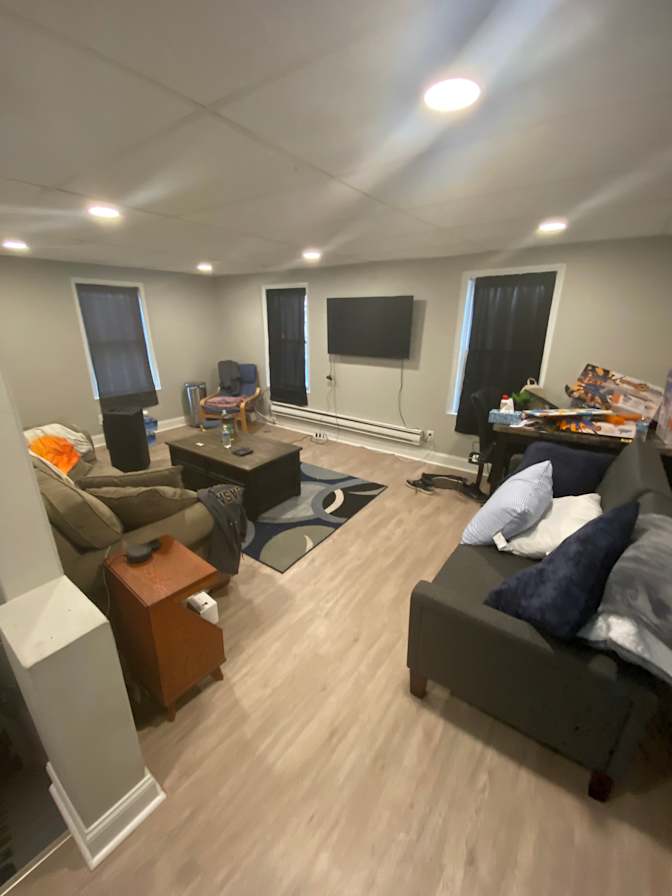Doug Guida's room