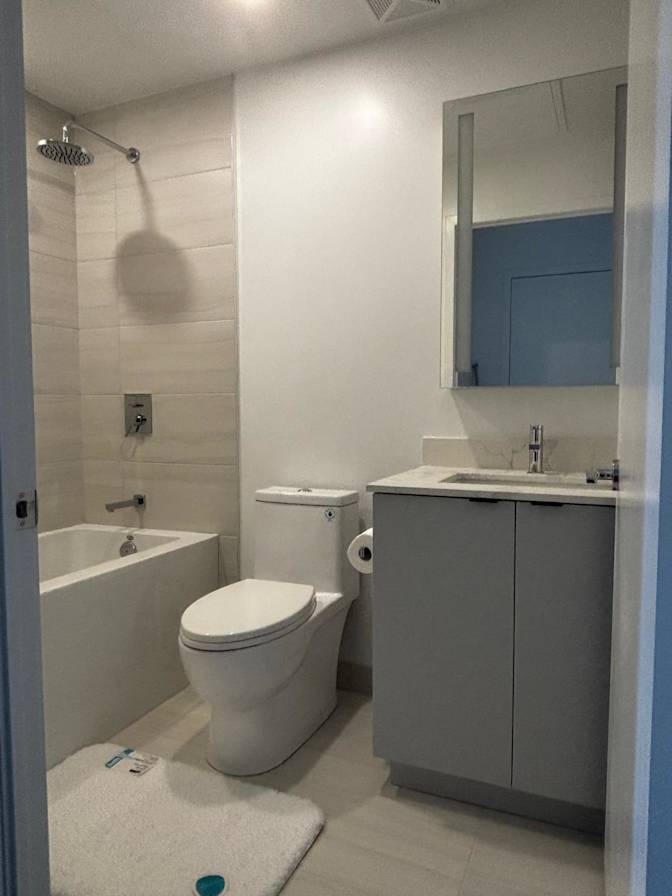 Heidy Nailed Valero's room