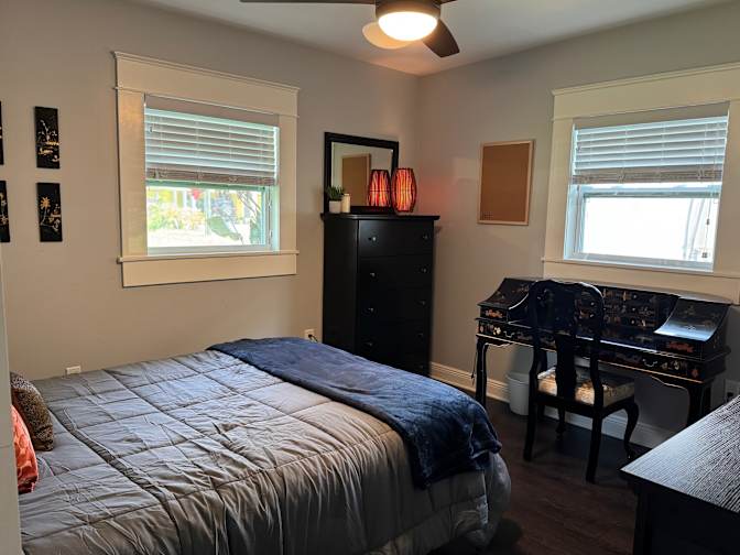 Lisa's room