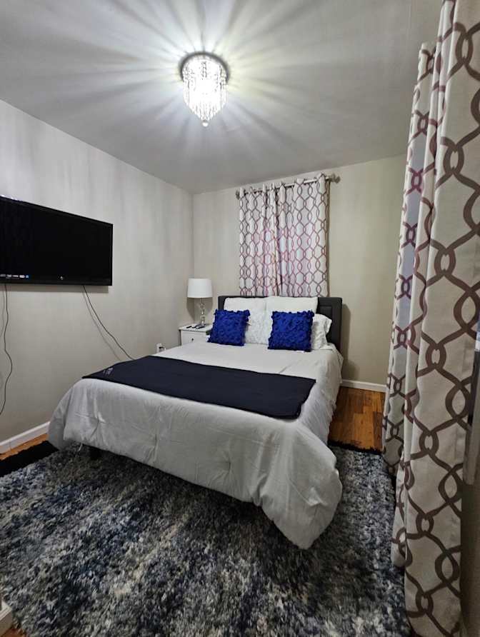 Oyin's room