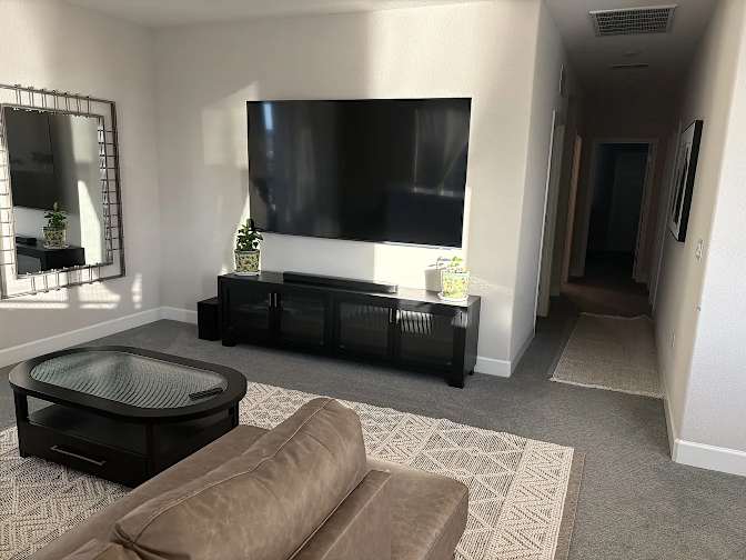 Hitesh khullar's room