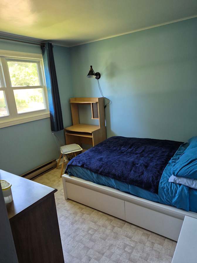 D H's room