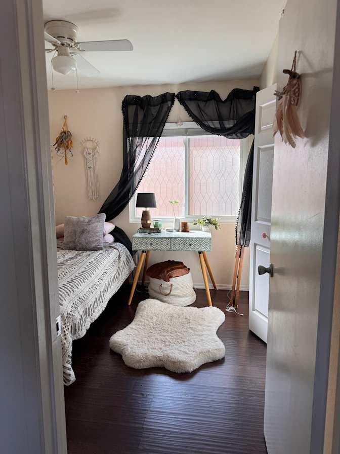 Lauren's room