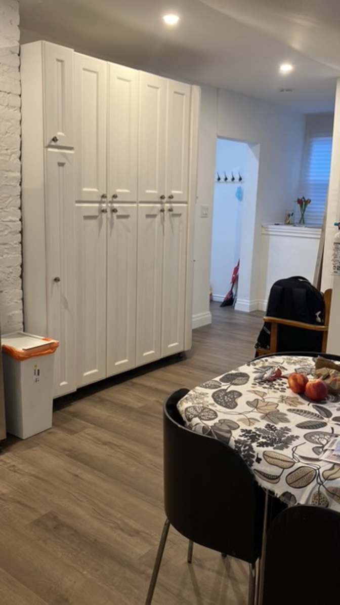 Andrea's room