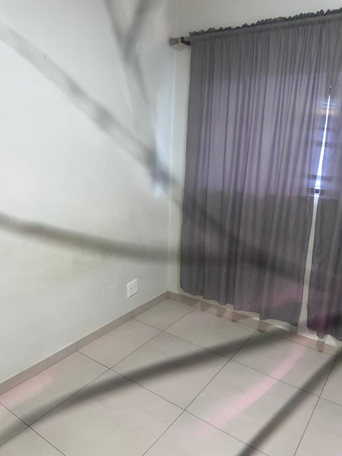 Alexo's room