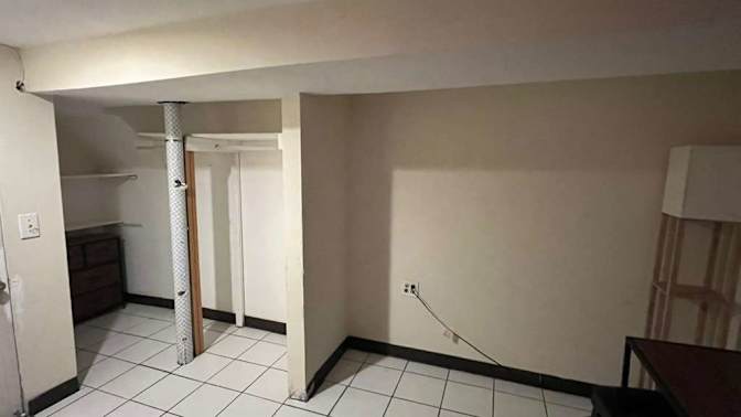Stephanie M Williams's room