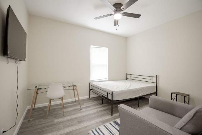 PadSplit's room