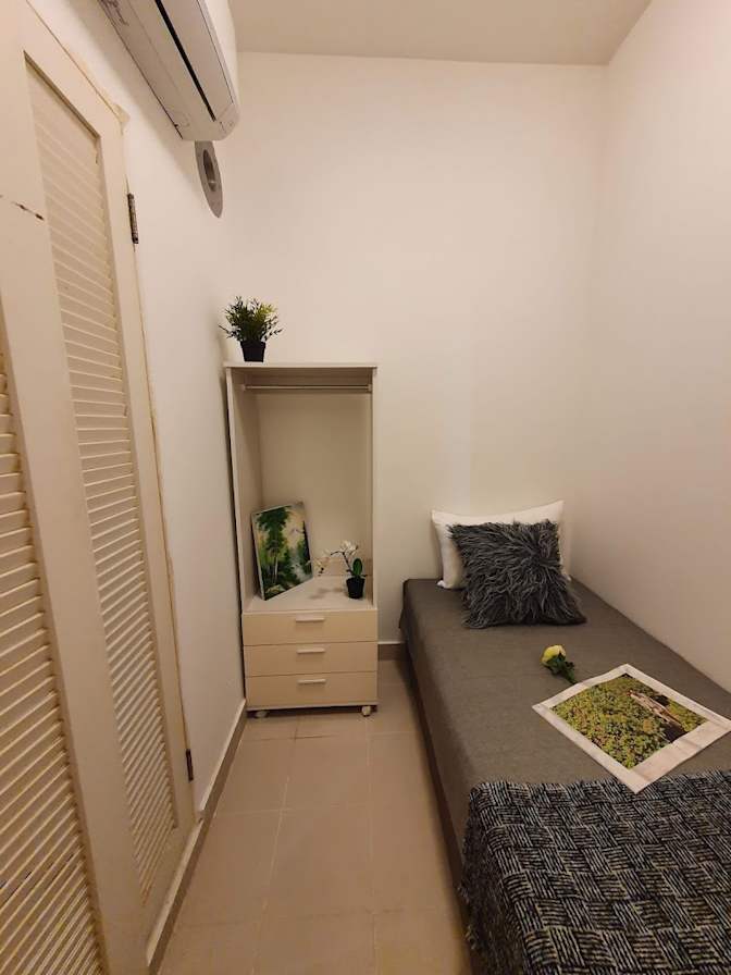 VVA EI's room