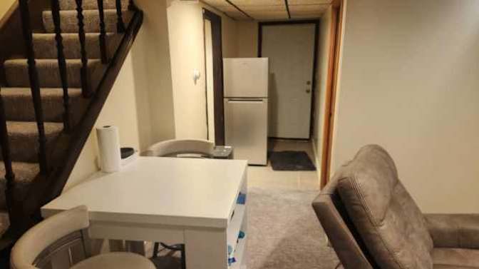 Tom Bauer's room