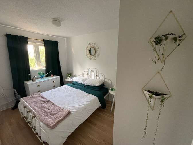Brooke's room