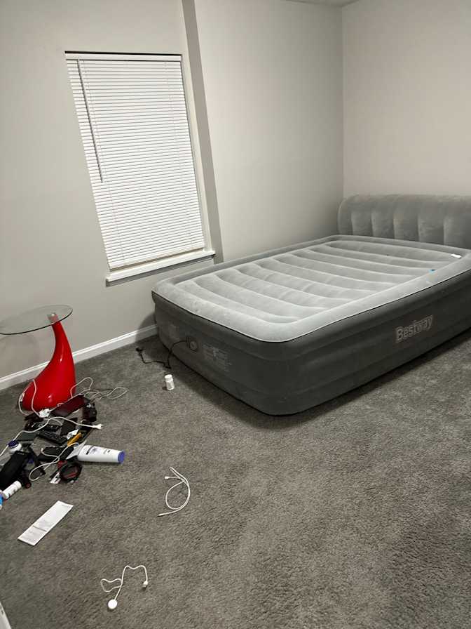 Luis Enrique Quiala Cespedes's room