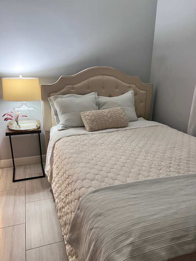 Claudia's room