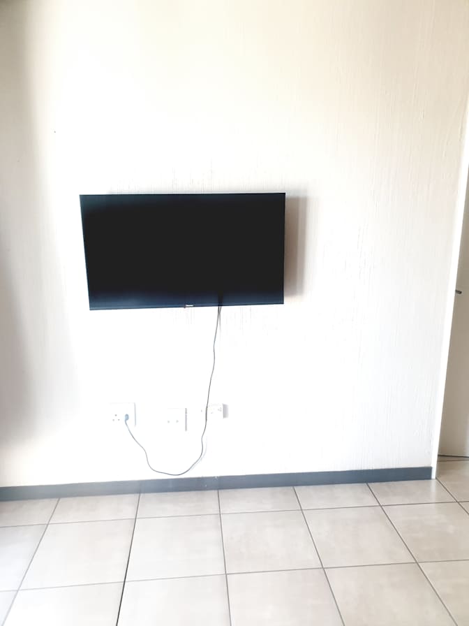 Masenya Poster's room