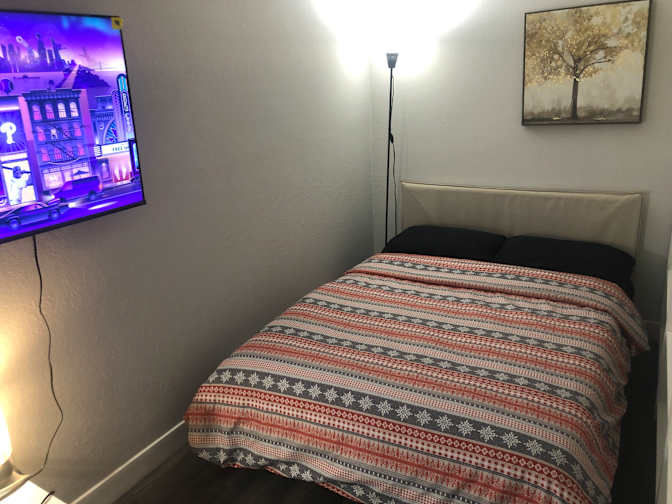 amine riad's room