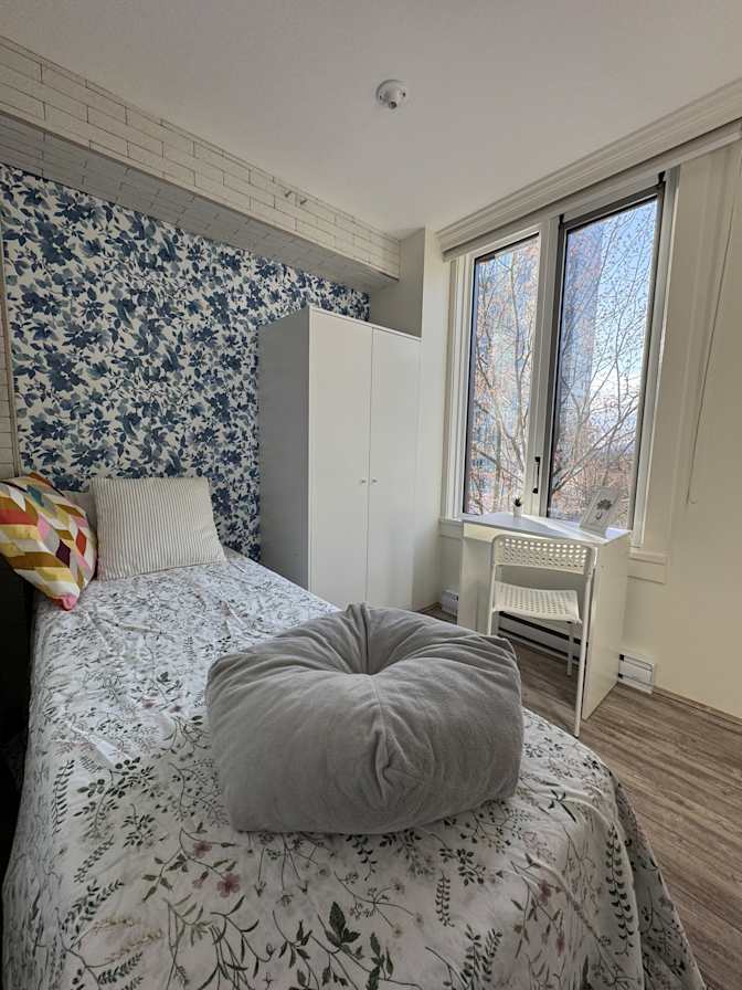 Van House's room