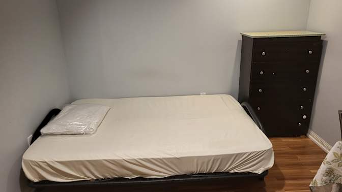 Shan's room