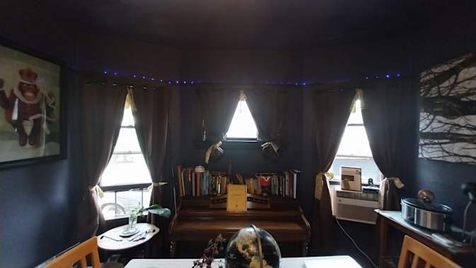 Roesing's room