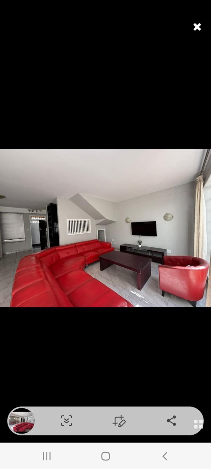 Mhlekazi's room