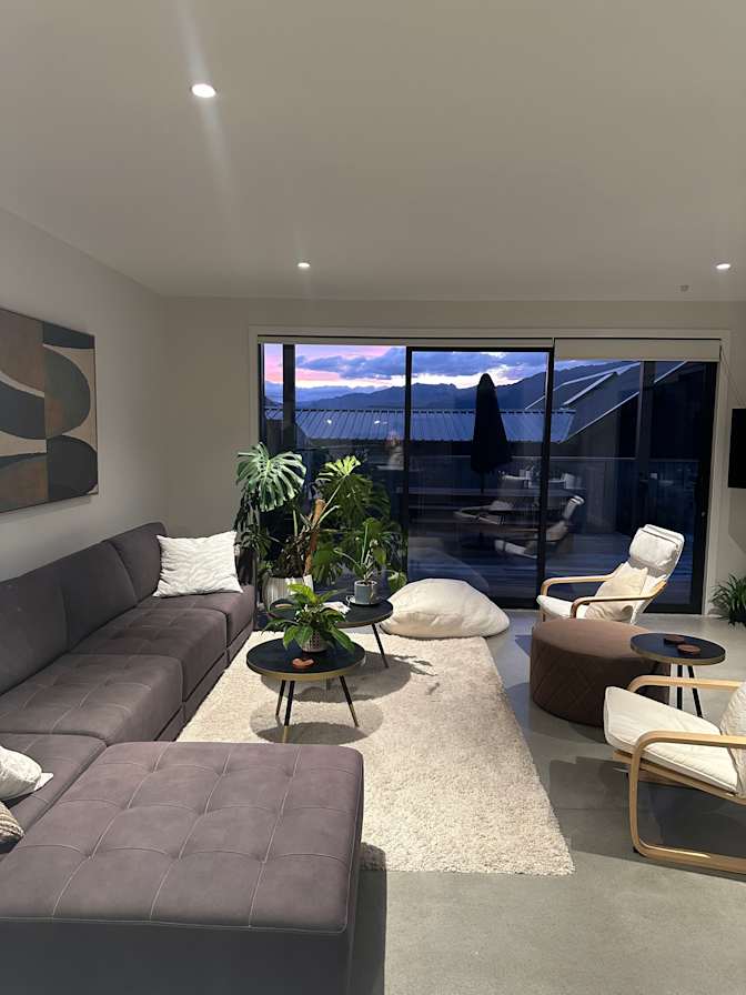Linda A.'s room