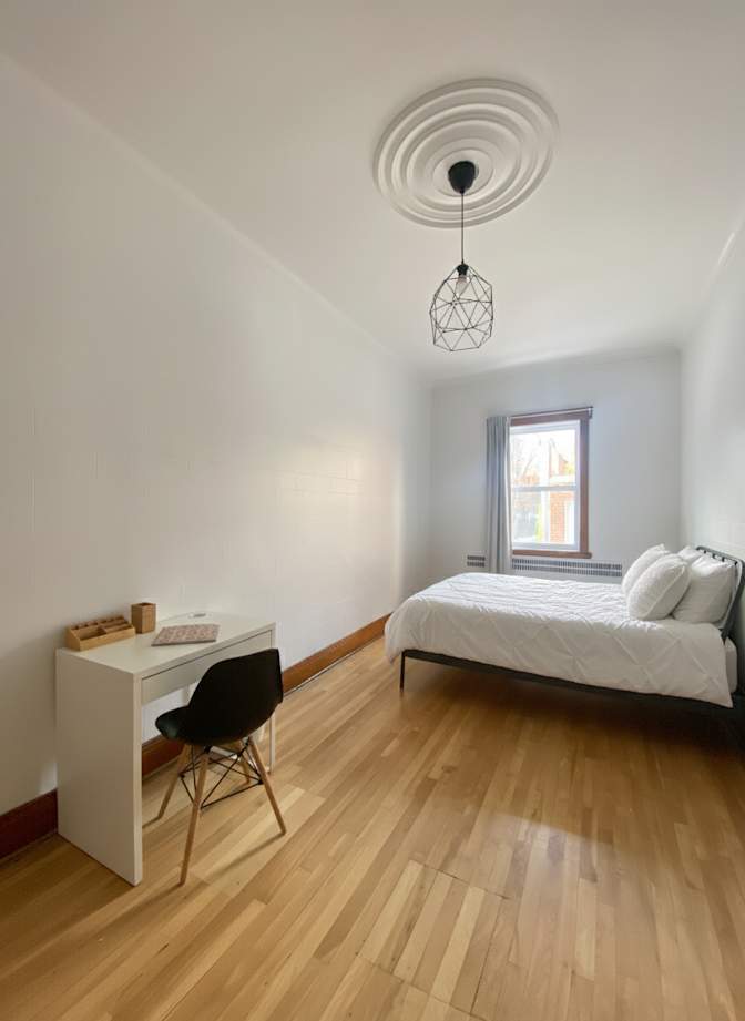 HelloMontreal's room