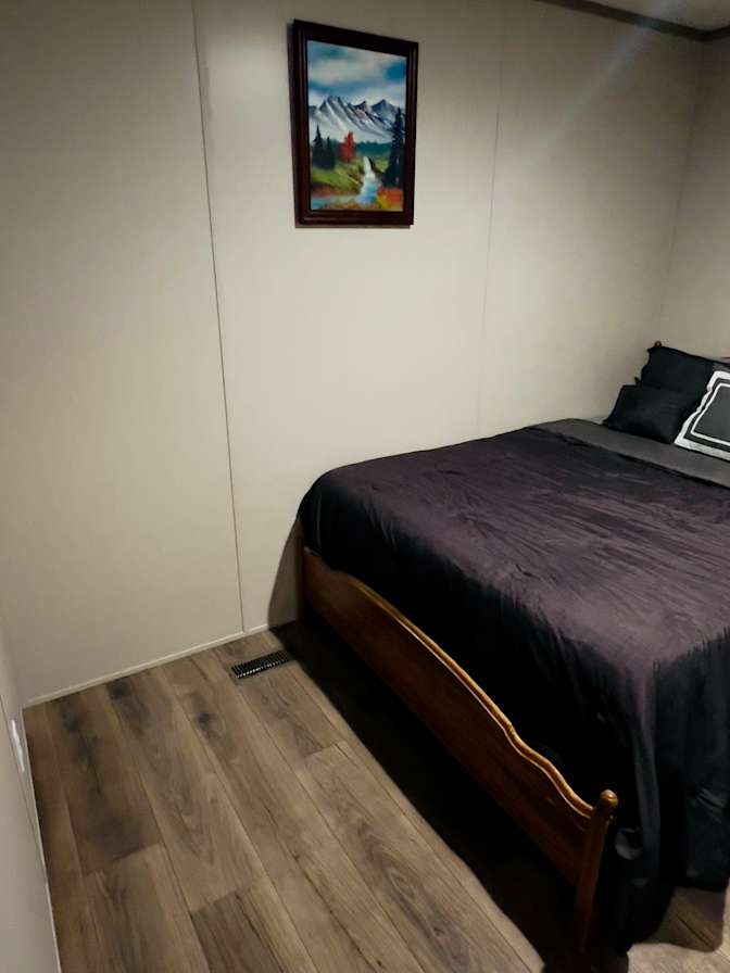 Eddie's room