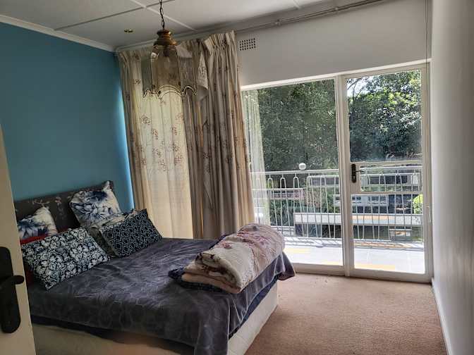Jennifer's room