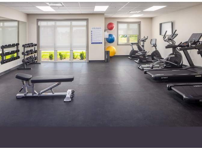 Maggie Sanders's room