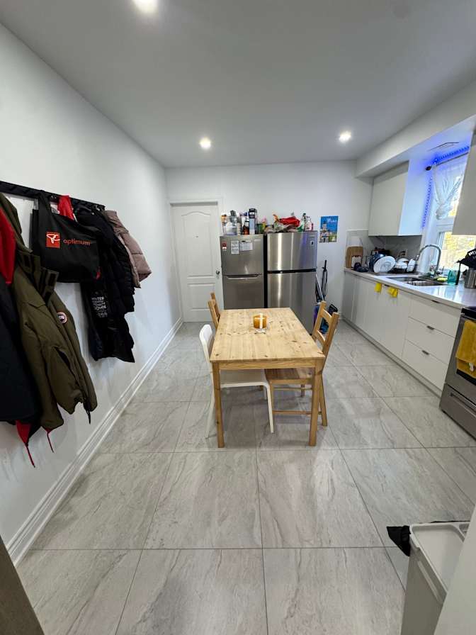 Yan's room