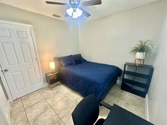 PadSplit's room