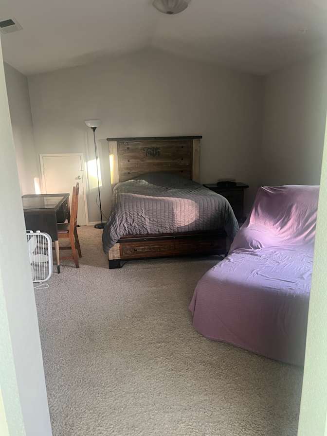 Dawnise's room