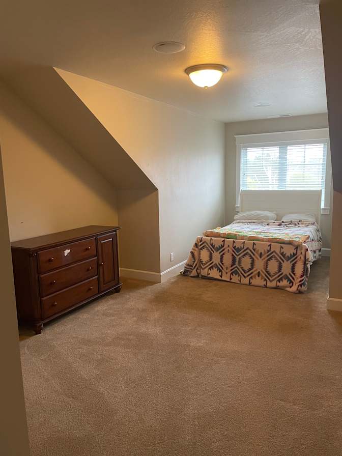 Valerie's room