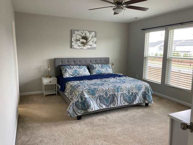 Alcove Rooms's room