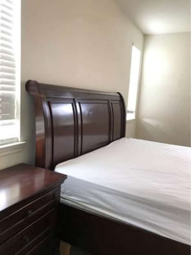Lisa's room
