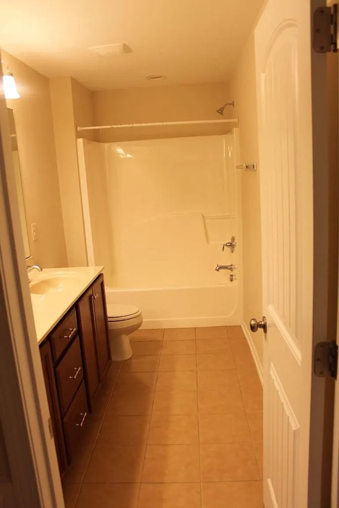 Alcove Rooms's room