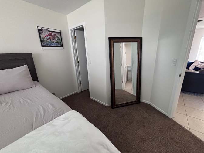 Alicia's room