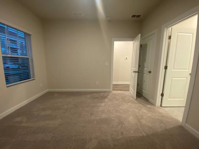 Alcove Rooms's room