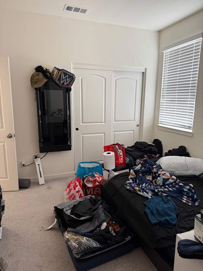 Mo's room