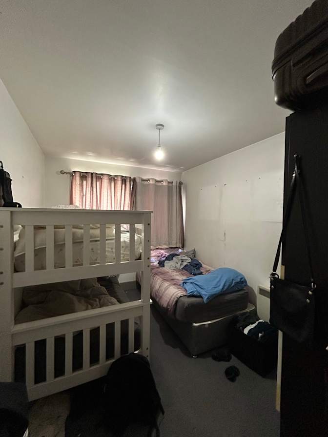 Riki's room