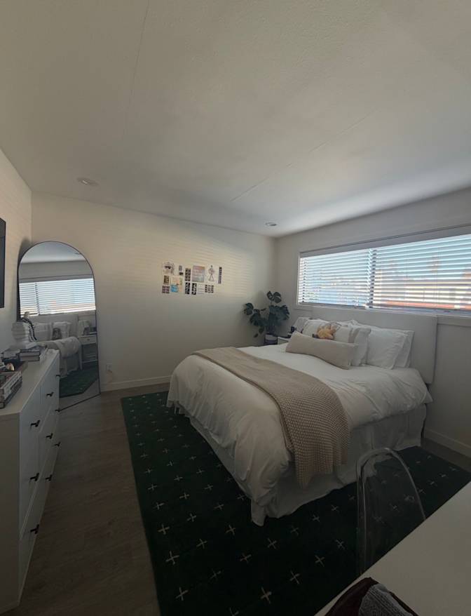 KT's room