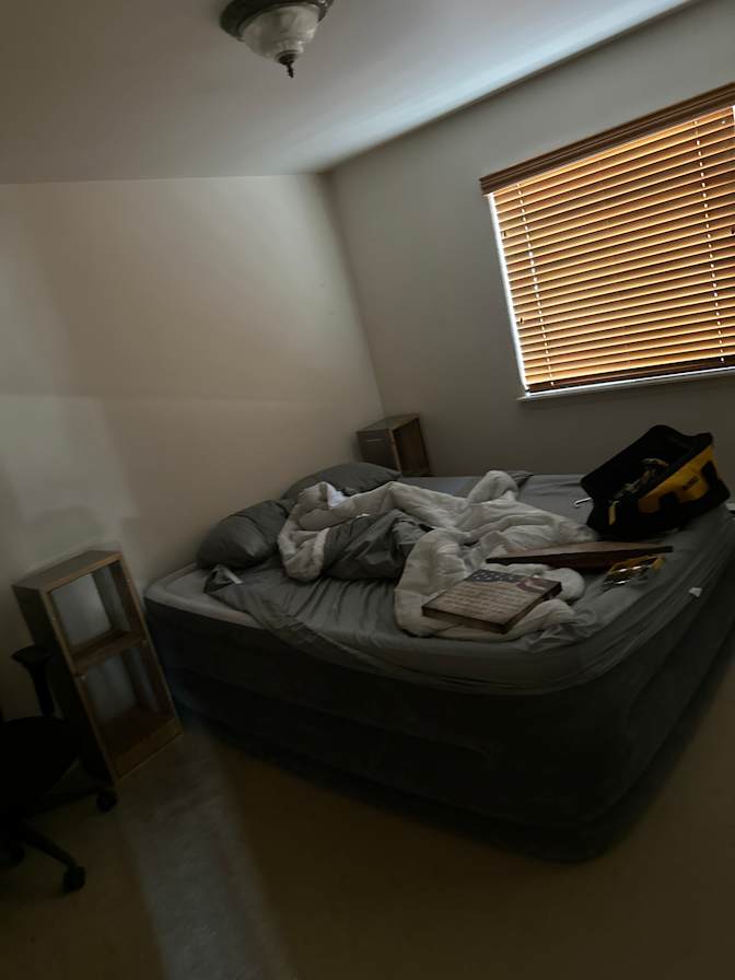 Dakota Talt's room