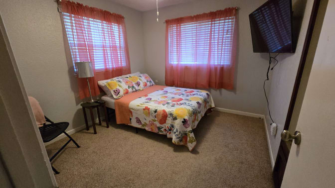 June Islas-Gomez's room