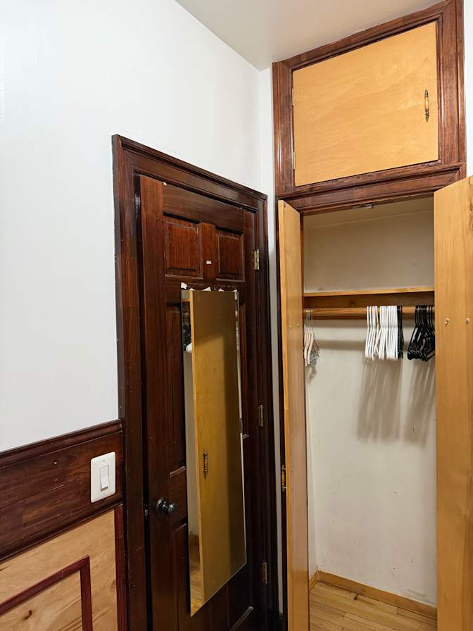 Caroline's room