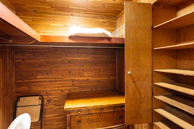 Ann Pickens's room