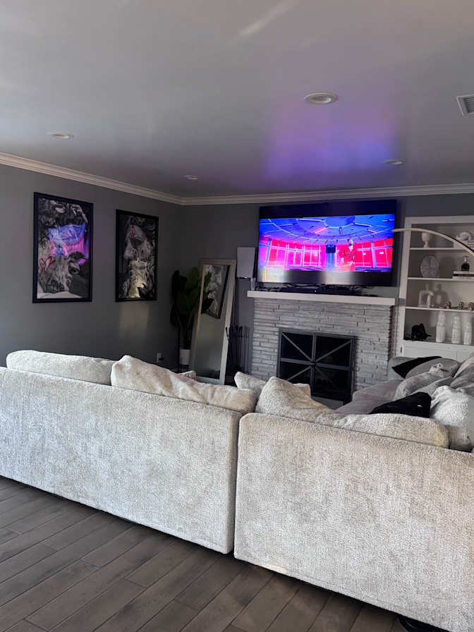 Ernesto's room