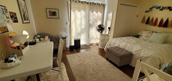 Quube's room