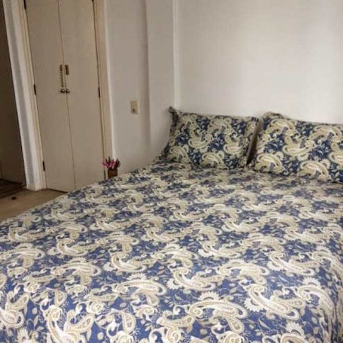 Linda's room