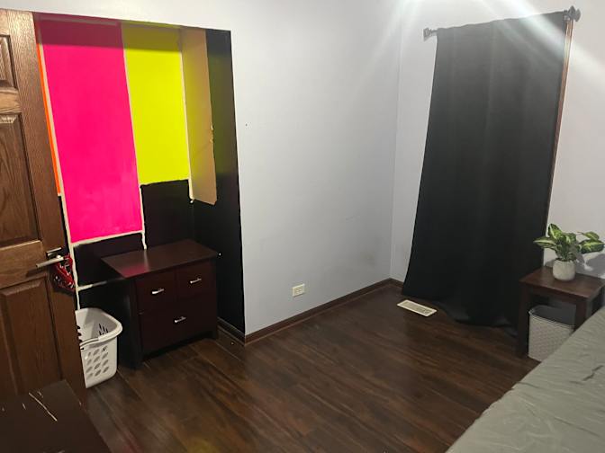 Mariano's room