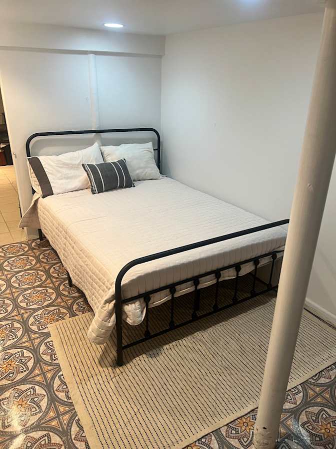 Chelsie Ramirez's room